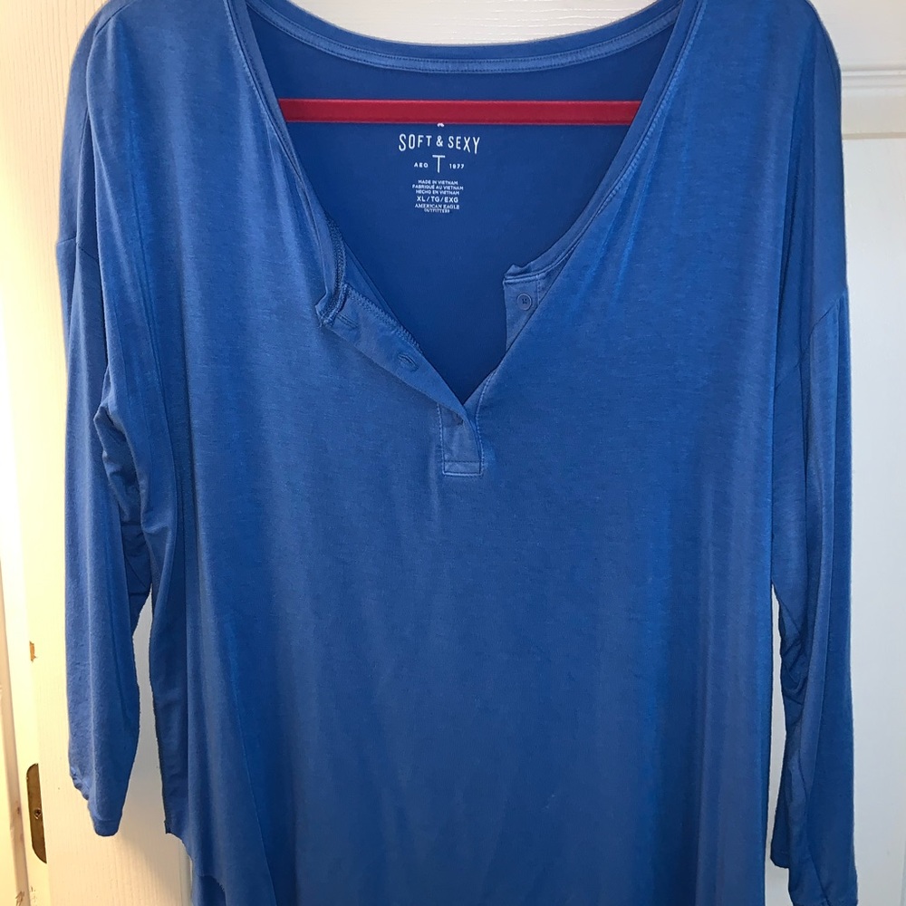 American Eagle Top